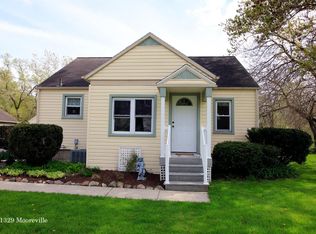1329 Mooreville Rd, Milan, MI 48160