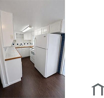 1st image of 1075 S Lake Shore Way