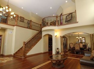 3410 Henley St, Glenview, IL