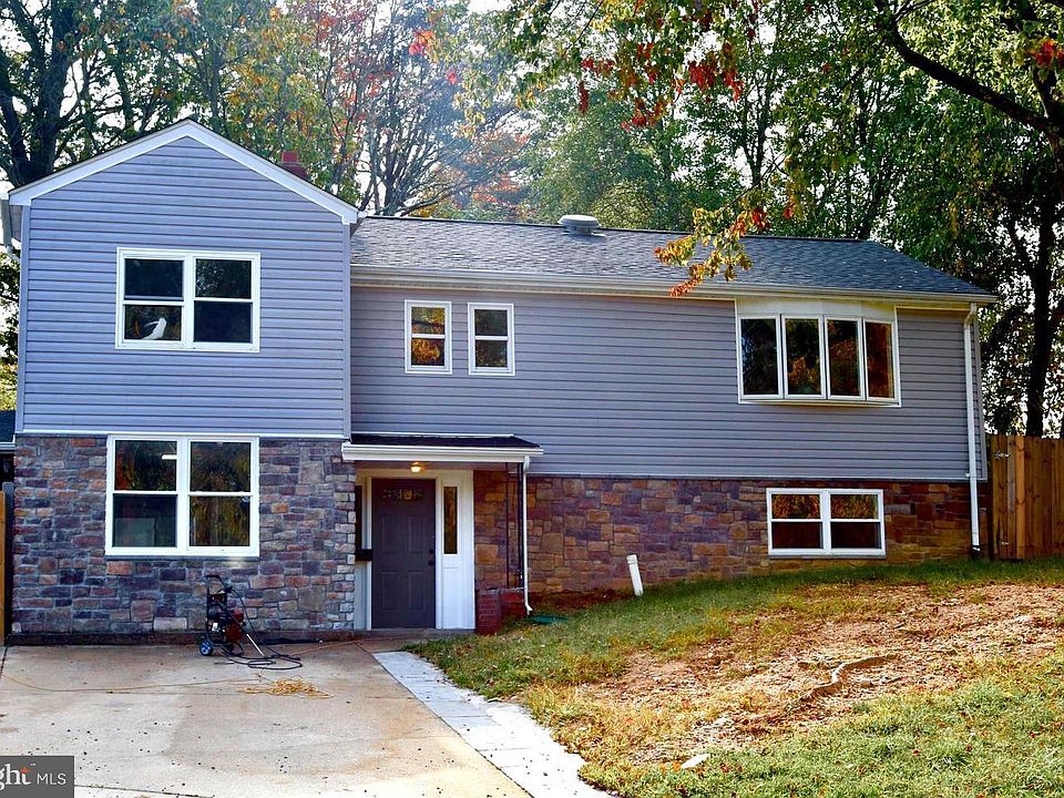 1st image of 1919 Willow Ln