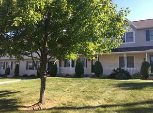 2908 Harbor Dr, Sinking Spring, PA 19608