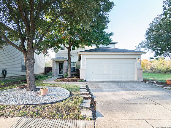 2nd image of 2902 BANDBURY OAK