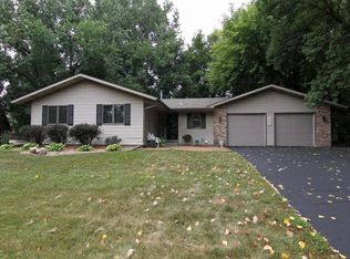 2392 77th St E, Inver Grove Heights, MN 55076