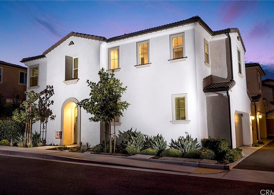 1st image of 2928 Villa Catalonia Cir