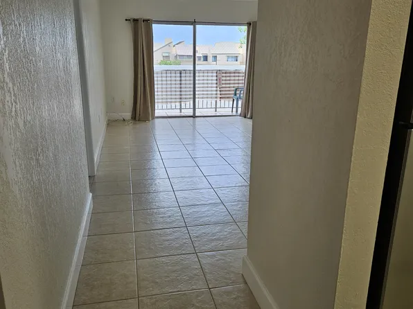 10900 SW 104th St, Miami, FL