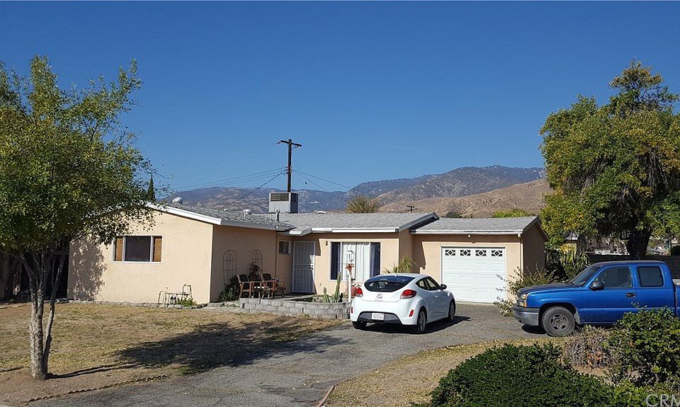 1st image of 25490 Toluca Dr