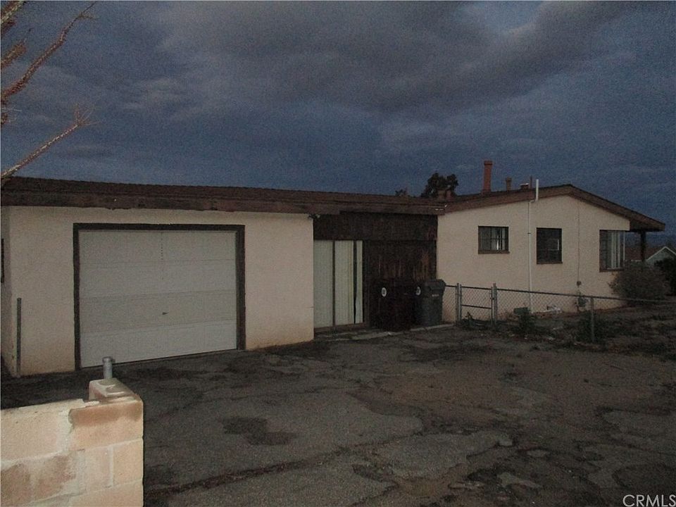 1st image of 5494 Chia Ave