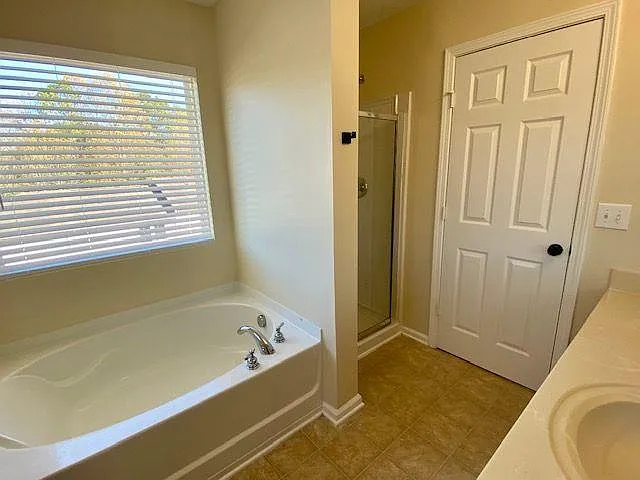 322 Oak Leaf Pl — Photo 22