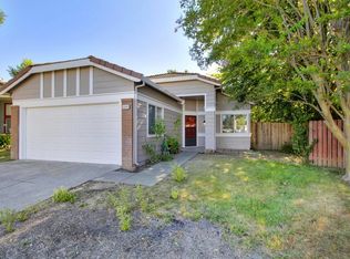 8999 Rocky Creek Ct, Elk Grove, CA 95758