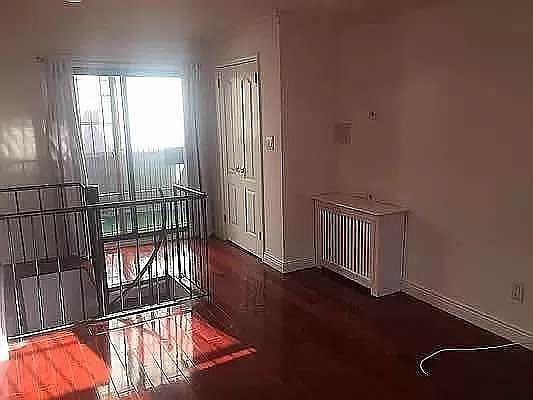 3rd image of 101 W 69th St APT 4A