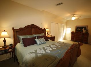 2102 Pine Dr, Friendswood, TX 77546