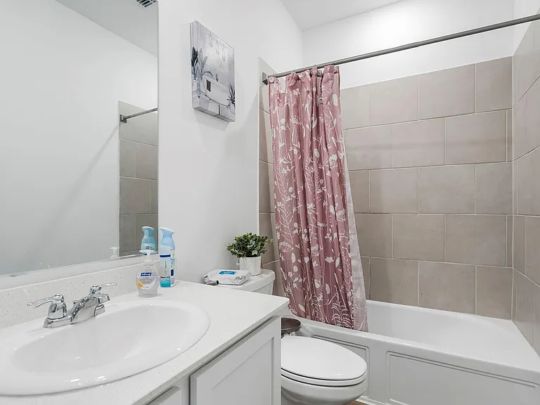 1713 Lake Grove Dr — Photo 19