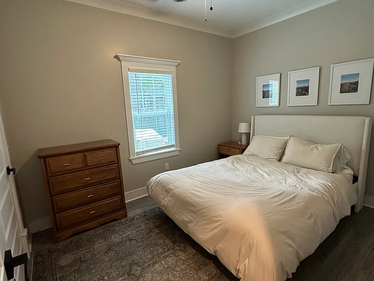 2900 Woods Pl — Photo 9