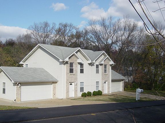 Townhome on Right is for Rent    