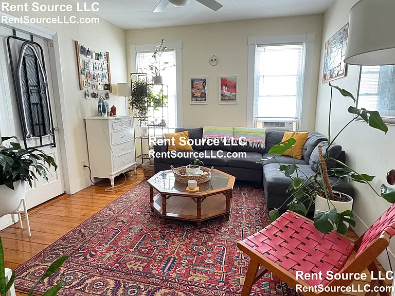 34 Wyatt St — Photo 5