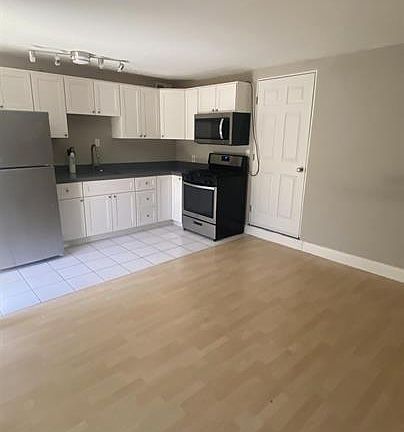 4th image of 674 Manzanita Ave #A