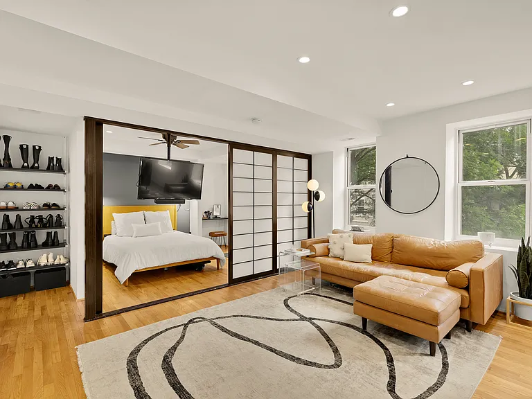 2370 Champlain St NW #21 — Photo 2