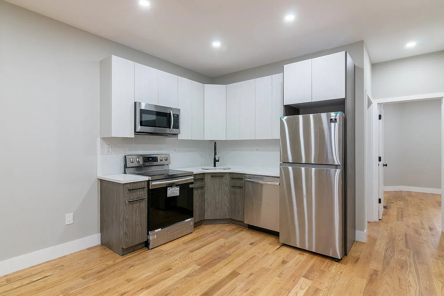 360 Bradford Street — Photo 4
