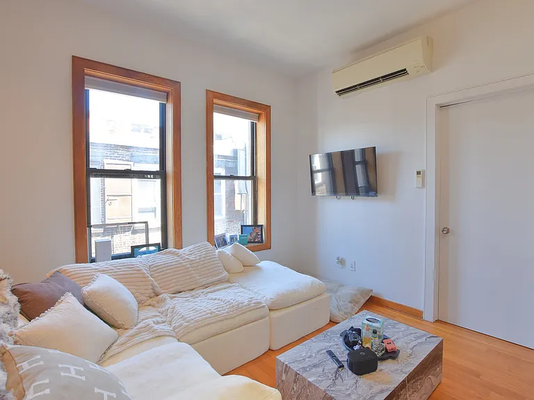 72 Thompson St #B — Photo 4