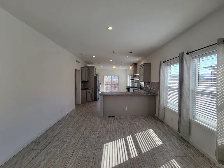 551 Summit Trl #10 — Photo 11