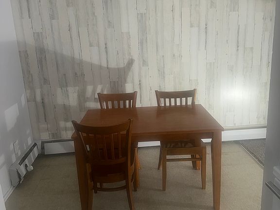3rd image of 711 Arch St APT 205