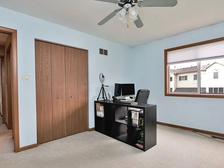 402 S Frontenac St — Photo 16