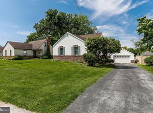 745 Amosland Rd, Morton, PA 19070