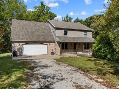 988 Heritage Dr, Mackinaw, IL, 61755