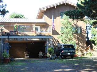 8986 NW Grandview St, Seal Rock, OR 97376