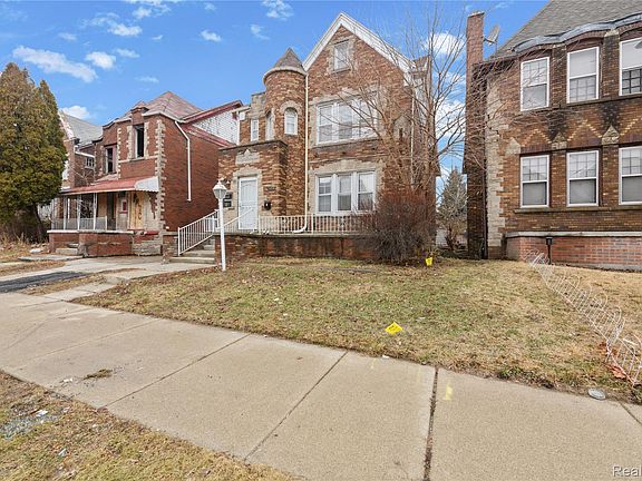 3rd image of 4066 Tyler St