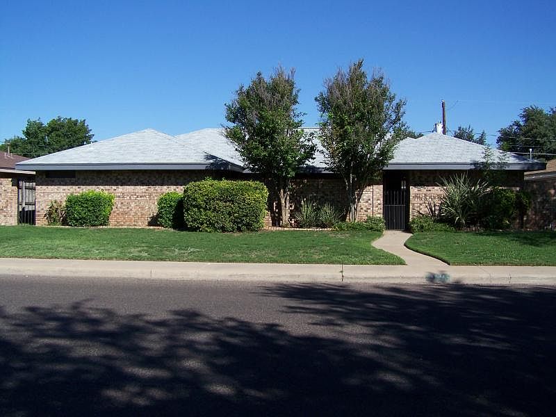 1st image of 4204 Saint Andrews Dr