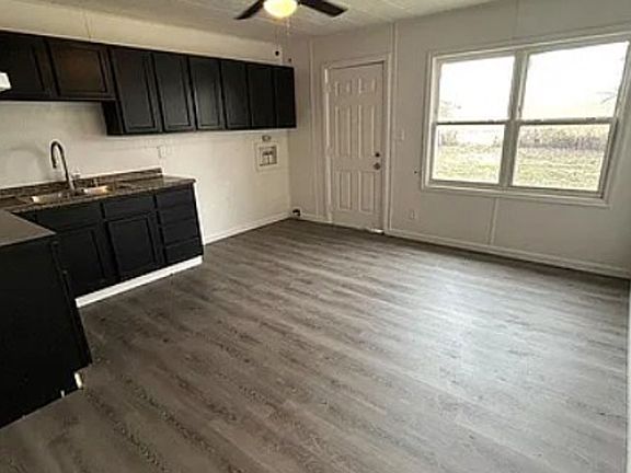 2nd image of 8 Saint Gregory Dr