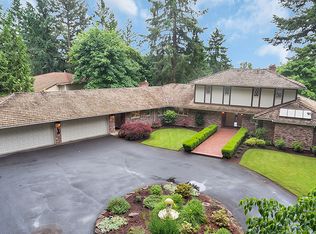 31000 SW River Lane Rd, West Linn, OR 97068
