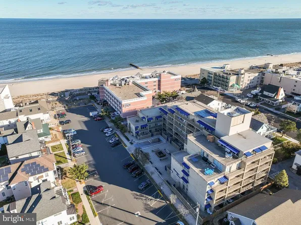 8 Olive Ave APT 205, Rehoboth Beach, DE 19971