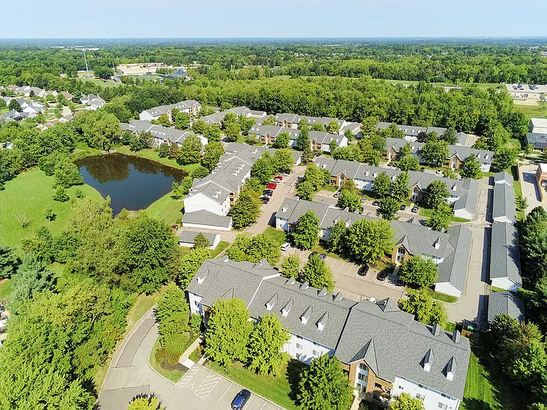 Hunters Hollow Apartments — Photo 5