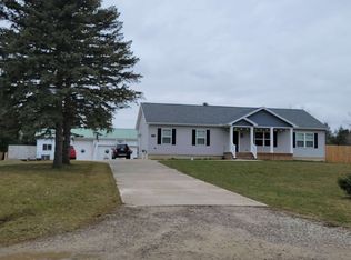 755 N Youngs Rd, Attica, MI 48412