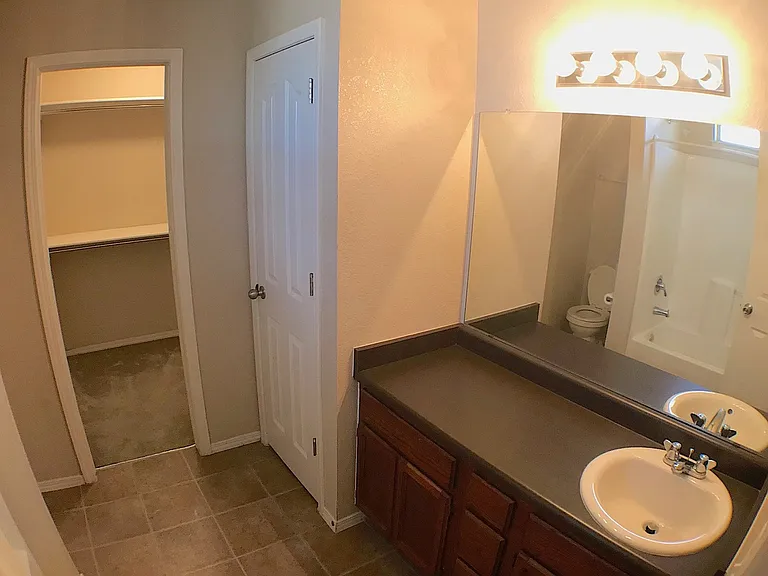 14203 Poets Rock Ln — Photo 13