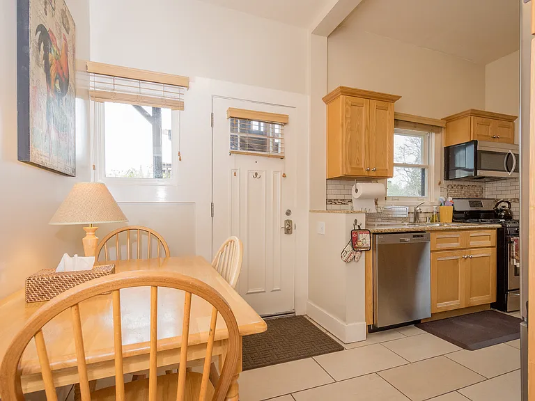 111 W Reed St #2 — Photo 10