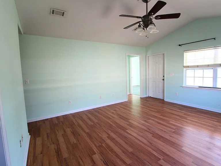 60 Susquehanna Trl — Photo 3