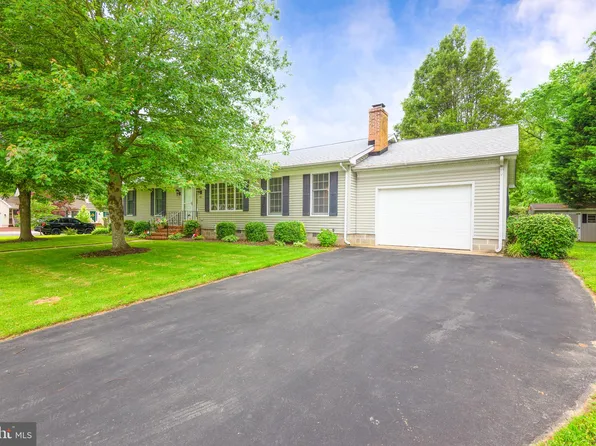 301 Spring Dr, Easton, MD 21601