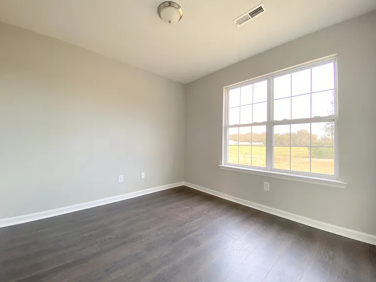 170 Stafford Rd — Photo 19