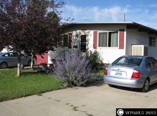 1061 Ivy Ln, Casper, WY 82609