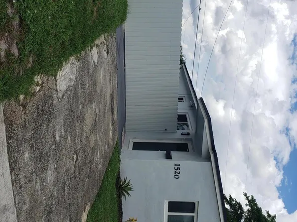 1520 N 68th Terrace, Hollywood, FL 33024