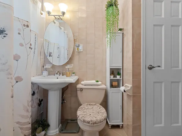 9031 Ft Hamilton Parkway image 6 of 13