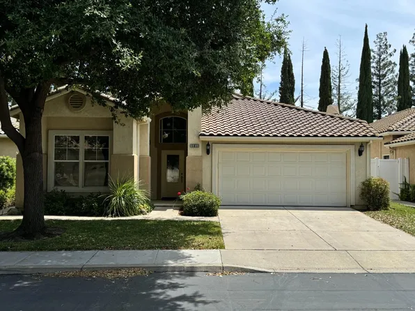 181 Little Johns Creek Dr, Oakdale, CA 95361