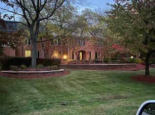 35 Revere Dr, South Barrington, IL 60010