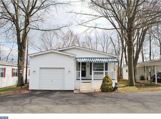 76 Little Farm Ln, Chalfont, PA 18914