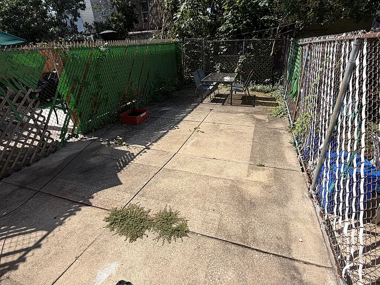 2538 Manton St — Photo 9