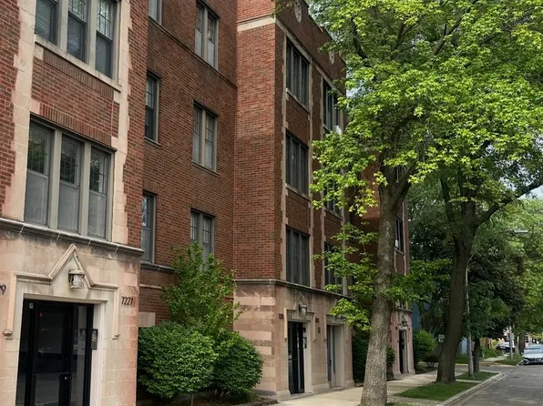 7225 Adams St APT 2, Forest Park, IL 60130