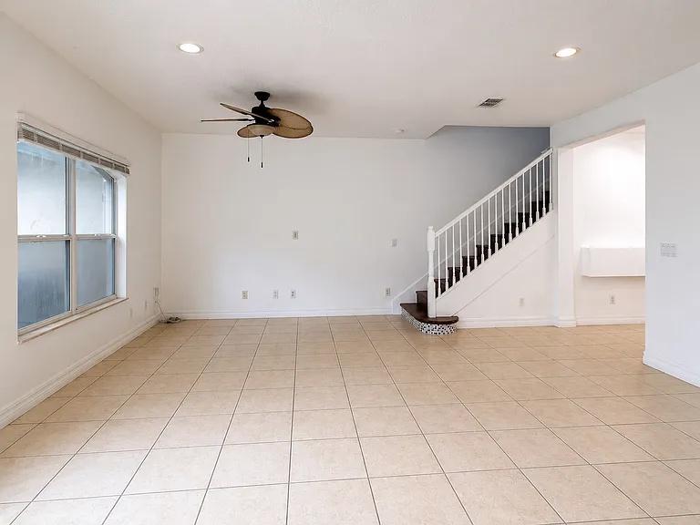 10411 Belfry Cir — Photo 12